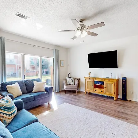 Villa Gulf Walk 102